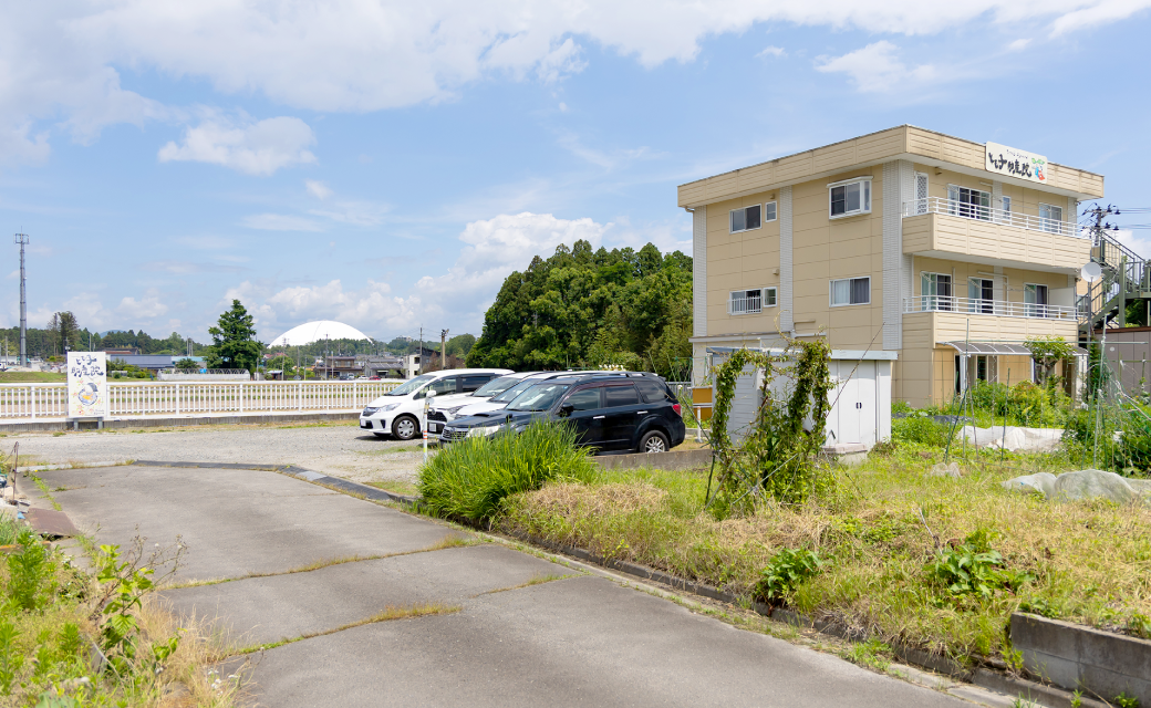 第2駐車場（5台）